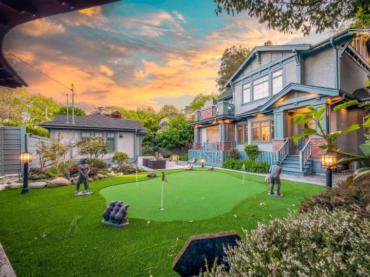 Photo 2 at 6038 Marguerite Street, South Granville, Vancouver West