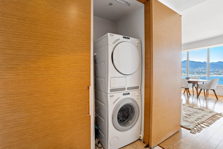 Photo 17 at 3803 - 667 Howe Street, Downtown VW, Vancouver West