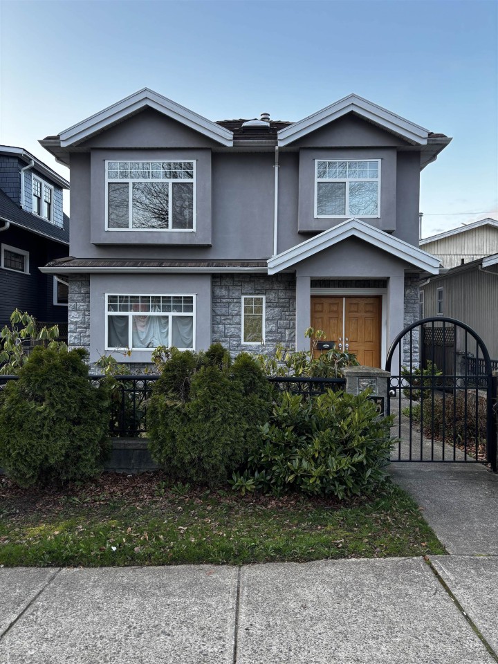 Photo 1 at 2925 E 29th Avenue, Renfrew Heights, Vancouver East
