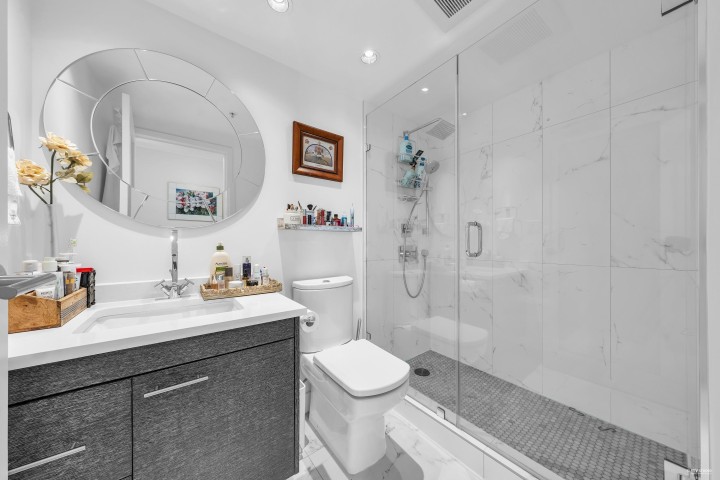 Photo 17 at 1802 - 1408 Strathmore Mews, Yaletown, Vancouver West