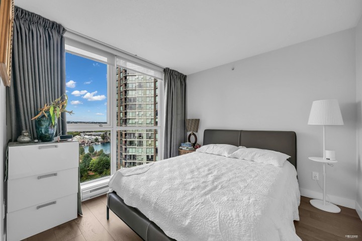 Photo 14 at 1802 - 1408 Strathmore Mews, Yaletown, Vancouver West