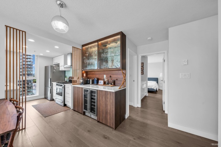 Photo 11 at 1802 - 1408 Strathmore Mews, Yaletown, Vancouver West