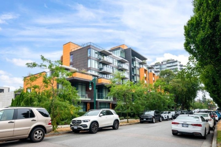 Photo 1 at 612 - 8488 Cornish Street, S.W. Marine, Vancouver West