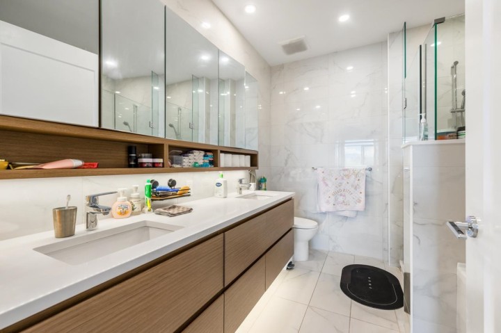 Photo 17 at 603 - 5693 Elizabeth Street, Cambie, Vancouver West