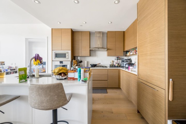 Photo 11 at 603 - 5693 Elizabeth Street, Cambie, Vancouver West