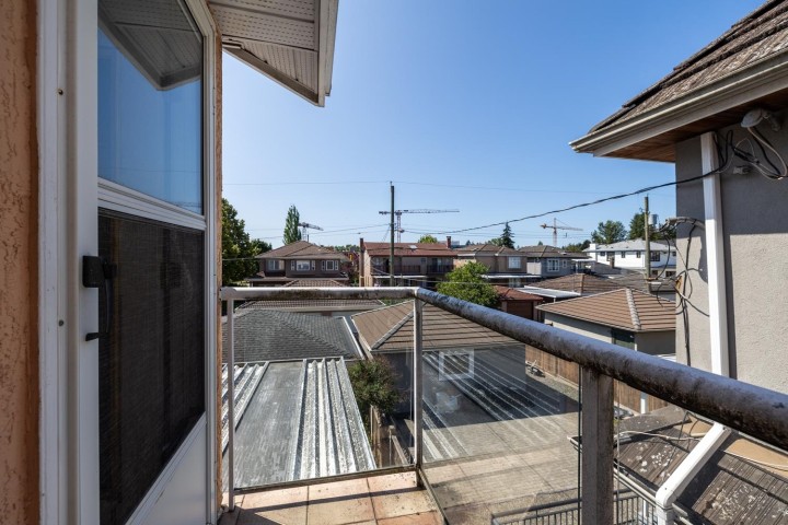 Photo 16 at 108 W 46 Avenue, Oakridge VW, Vancouver West