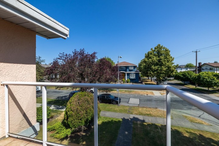 Photo 14 at 108 W 46 Avenue, Oakridge VW, Vancouver West