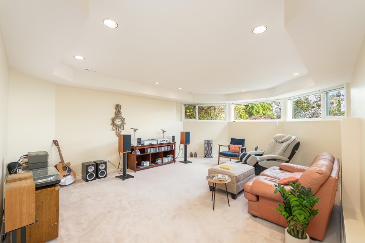 Photo 32 at 4153 Quarry Court, Braemar, North Vancouver