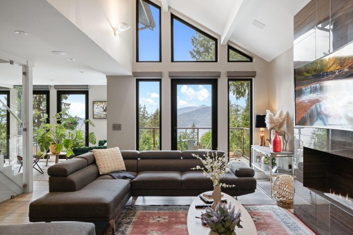 Photo 23 at 445 Mountain Drive, Lions Bay, West Vancouver