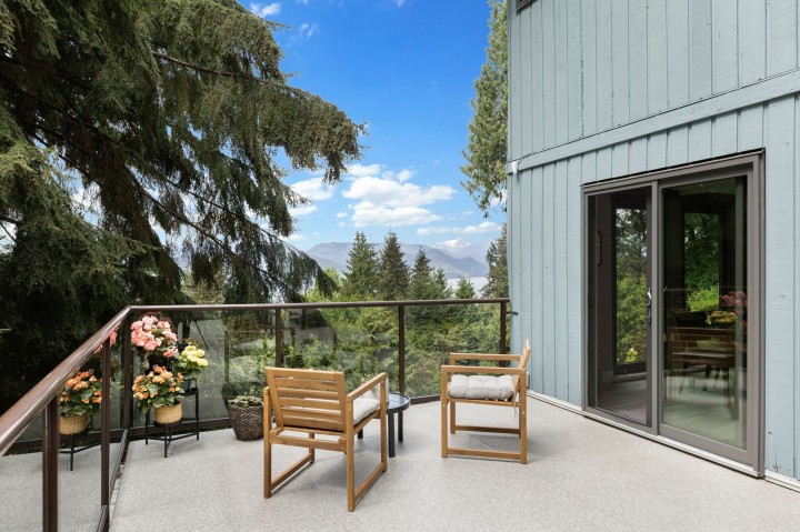 Photo 17 at 445 Mountain Drive, Lions Bay, West Vancouver