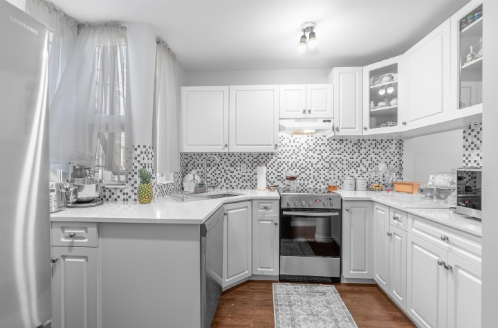 Photo 12 at 5 - 1535 St. Georges Avenue, Central Lonsdale, North Vancouver