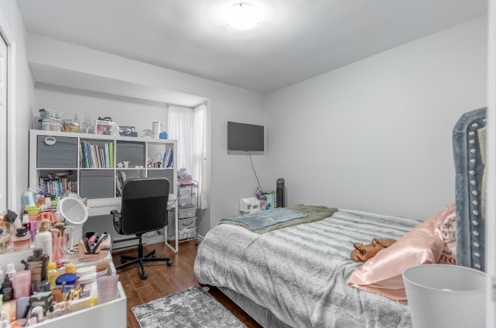 Photo 18 at 5 - 1535 St. Georges Avenue, Central Lonsdale, North Vancouver