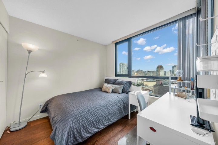 Photo 11 at 1001 - 928 Homer Street, Yaletown, Vancouver West