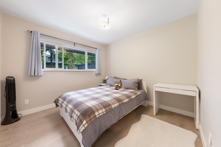 Photo 6 at 4477 Primrose Lane, Canyon Heights NV, North Vancouver