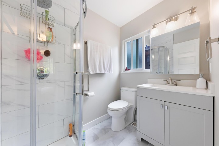 Photo 8 at 4477 Primrose Lane, Canyon Heights NV, North Vancouver