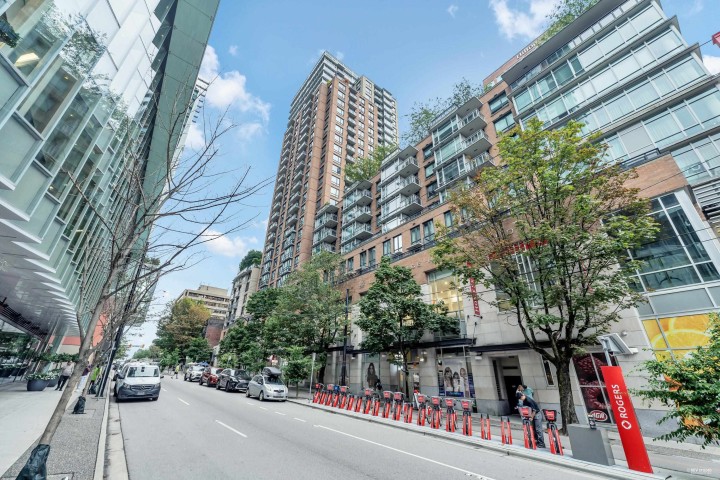 Photo 28 at 1907 - 788 Richards Street, Downtown VW, Vancouver West