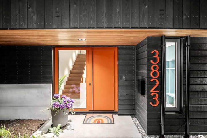 Photo 3 at 3823 Bayridge Avenue, Bayridge, West Vancouver