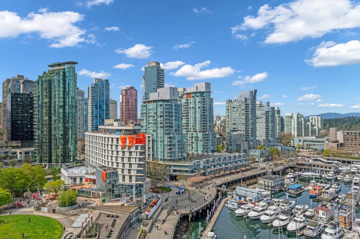 Photo 36 at 1304 - 323 Jervis Street, Coal Harbour, Vancouver West