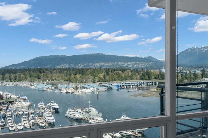 Photo 14 at 1304 - 323 Jervis Street, Coal Harbour, Vancouver West