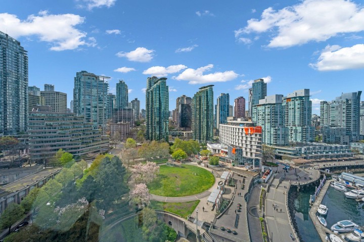 Photo 37 at 1304 - 323 Jervis Street, Coal Harbour, Vancouver West