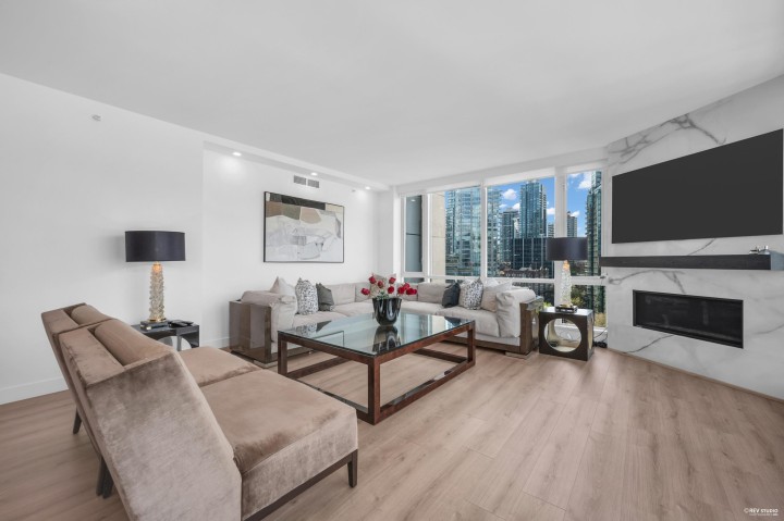 Photo 11 at 1304 - 323 Jervis Street, Coal Harbour, Vancouver West