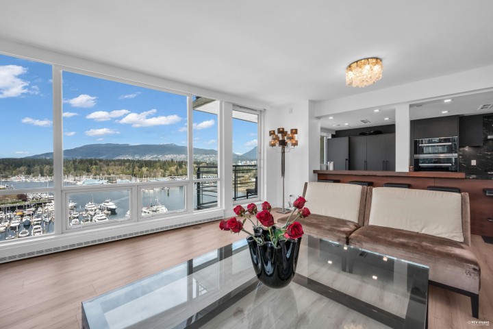 Photo 4 at 1304 - 323 Jervis Street, Coal Harbour, Vancouver West