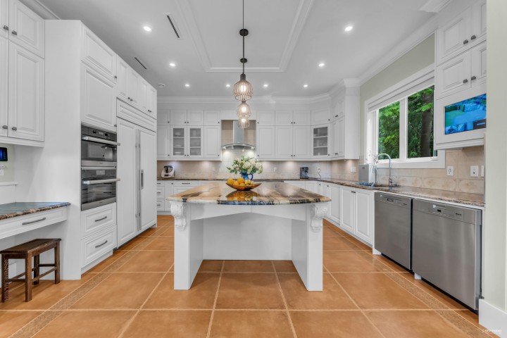 Photo 16 at 1835 Mathers Avenue, Ambleside, West Vancouver