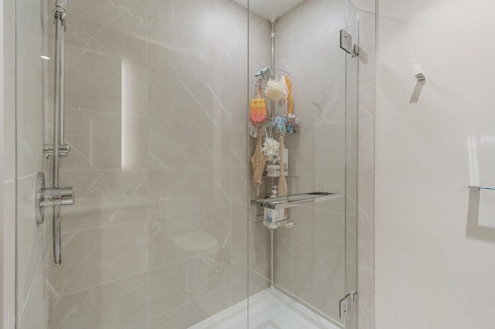 Photo 9 at 103 - 1500 Fern Street, Lynnmour, North Vancouver