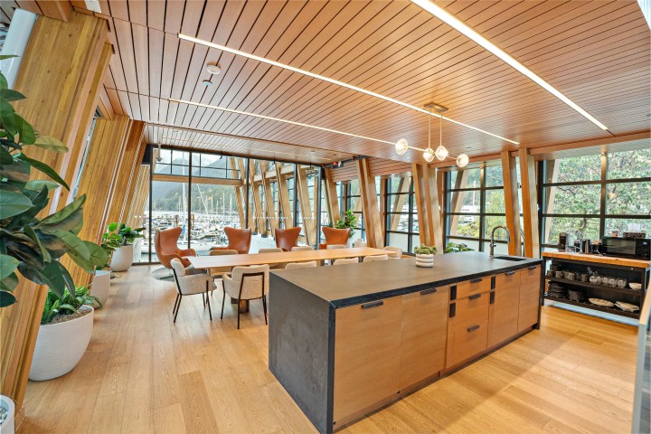 Photo 16 at 402 - 6699 Nelson Avenue, Horseshoe Bay WV, West Vancouver