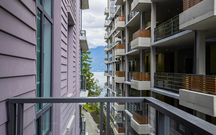 Photo 5 at 402 - 6699 Nelson Avenue, Horseshoe Bay WV, West Vancouver