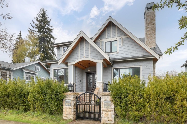 Photo 1 at 2237 W 37th Avenue, Quilchena, Vancouver West