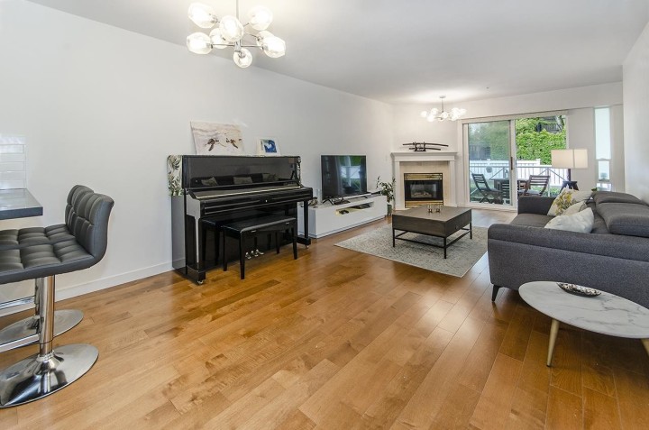 Photo 11 at 210 - 5788 Vine Street, Kerrisdale, Vancouver West