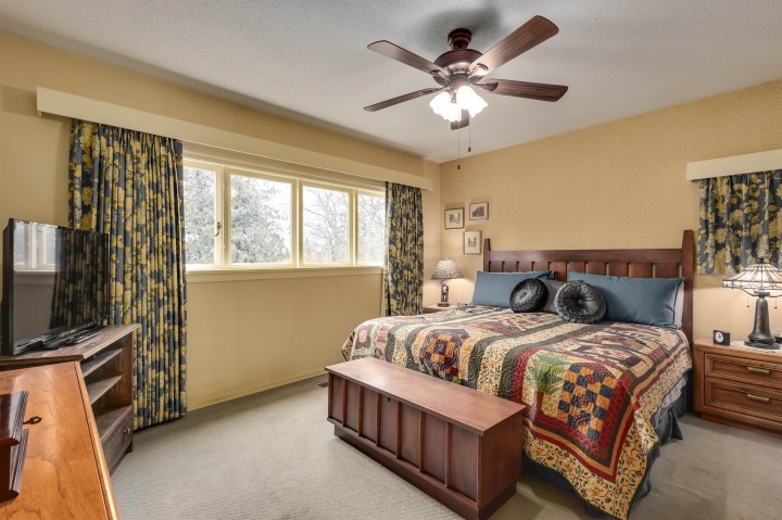 Photo 10 at 936 W 37th Avenue, Cambie, Vancouver West