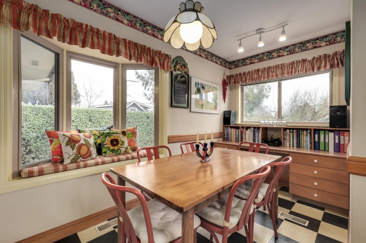 Photo 8 at 936 W 37th Avenue, Cambie, Vancouver West