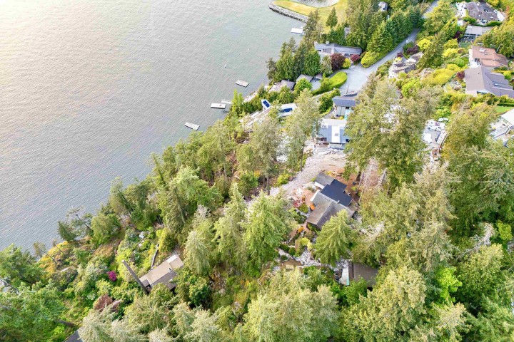 Photo 12 at 5056 The Byway, Caulfeild, West Vancouver