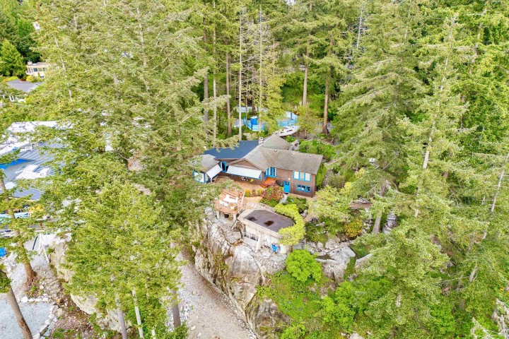 Photo 3 at 5056 The Byway, Caulfeild, West Vancouver