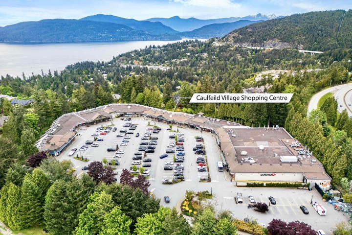 Photo 33 at 5056 The Byway, Caulfeild, West Vancouver