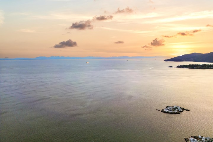 Photo 31 at 5056 The Byway, Caulfeild, West Vancouver