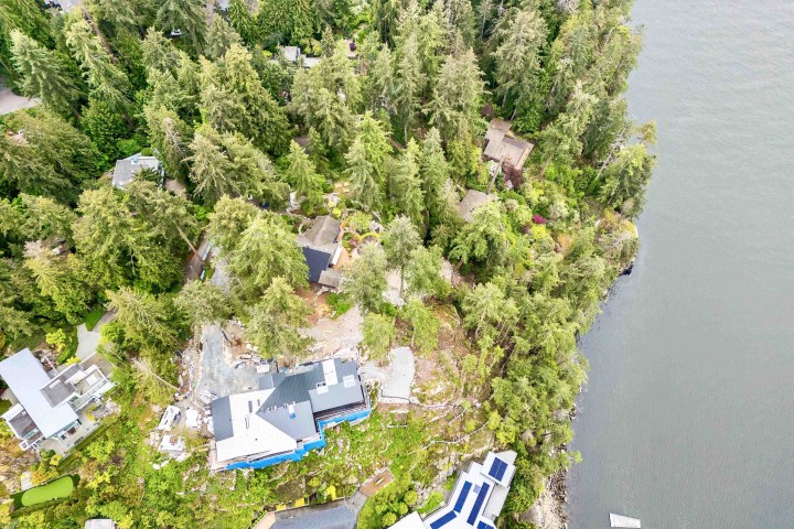 Photo 4 at 5056 The Byway, Caulfeild, West Vancouver