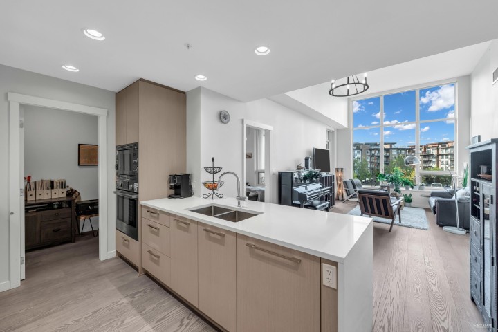 Photo 3 at 636 - 3563 Ross Drive, University VW, Vancouver West