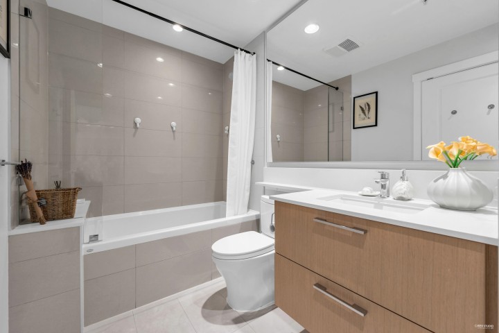 Photo 19 at 636 - 3563 Ross Drive, University VW, Vancouver West