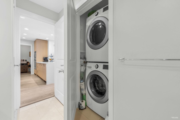 Photo 21 at 636 - 3563 Ross Drive, University VW, Vancouver West