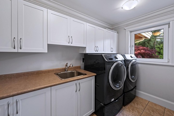 Photo 27 at 761 Eyremount Drive, British Properties, West Vancouver