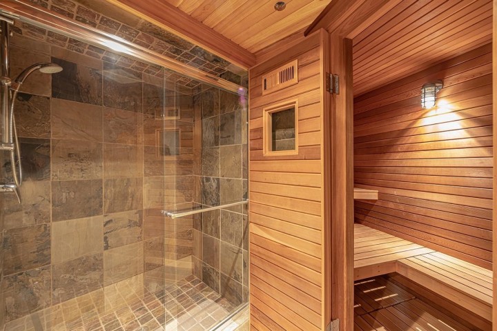 Photo 26 at 761 Eyremount Drive, British Properties, West Vancouver