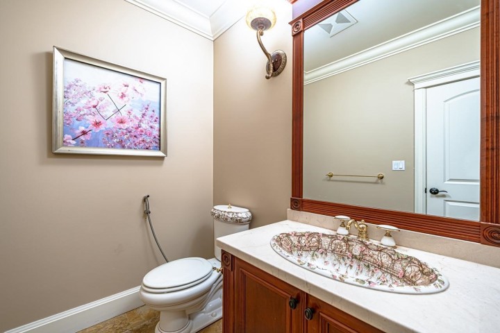 Photo 24 at 761 Eyremount Drive, British Properties, West Vancouver