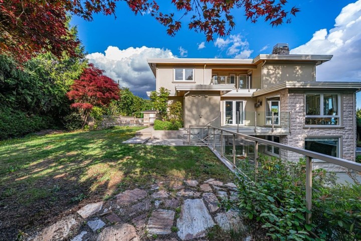 Photo 33 at 761 Eyremount Drive, British Properties, West Vancouver