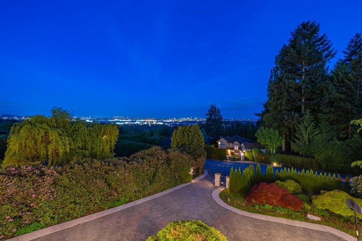 Photo 31 at 761 Eyremount Drive, British Properties, West Vancouver