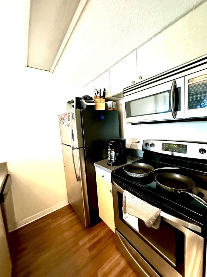 Photo 5 at 806 - 1188 Howe Street, Downtown VW, Vancouver West