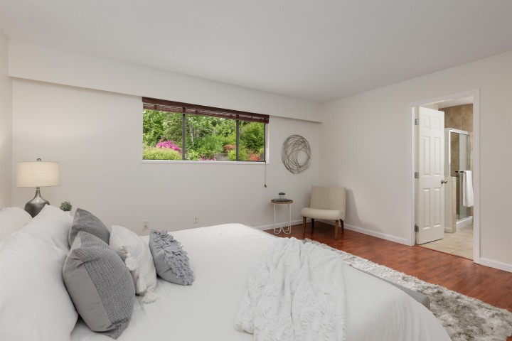 Photo 16 at 548 E Braemar Road, Braemar, North Vancouver