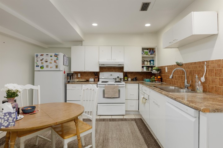 Photo 22 at 548 E Braemar Road, Braemar, North Vancouver